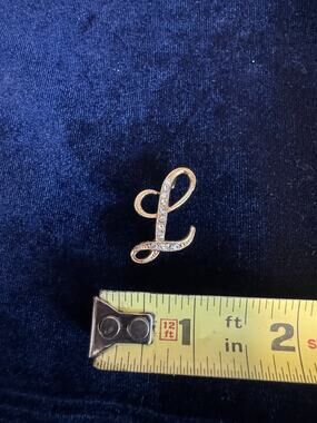 Vintage Gold Tone Rhinestone Script Letter L Initial Monogram Brooch Pin